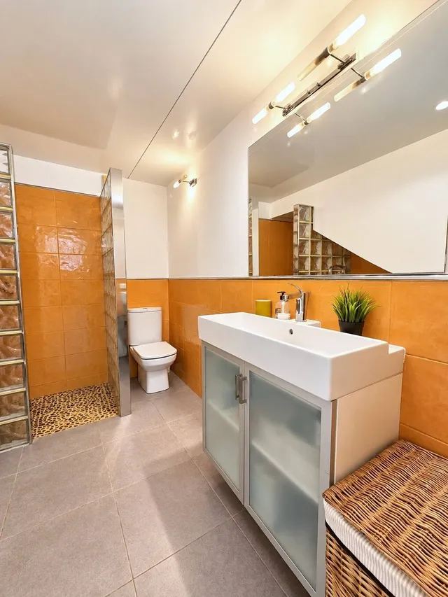 En alquiler estupendo bungalow con amplio jardin y mucha luminosidad — 21