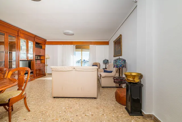 VENTA DE PISO EN CALLE DOCTOR JOSEP JUAN DOMINE - foto 3