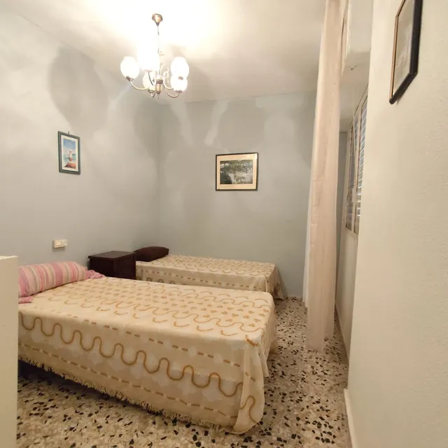 AMPLIO PISO DE 3 DORMITORIOS — 13