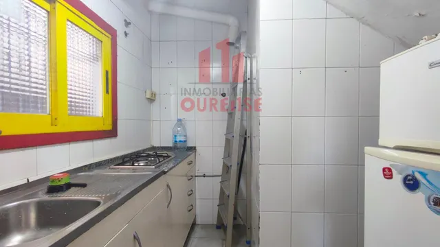 LOCAL ACONDICIONADO COMO CAFETERÍA EN LA ZONA DE CAMELIAS. — 7