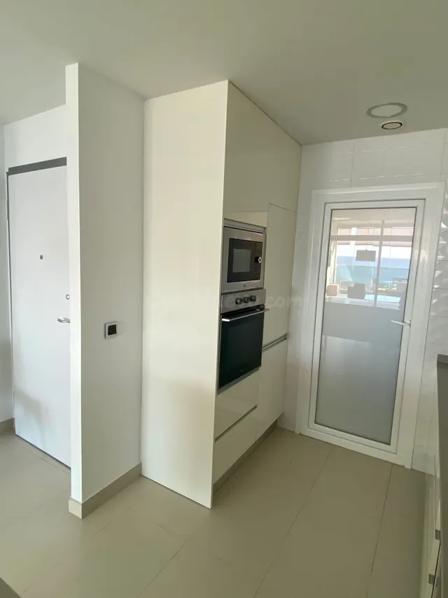 ALQUILER DEL PISO EN PONIENTE, BENIDORM - foto 5