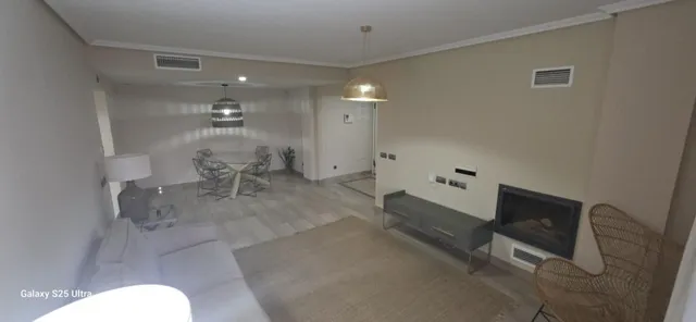 Espectacular Apartamento de Lujo en Primera Línea con Vistas al Mar en la exclusiva Urbanización Isla del Fraile Águilas — 10