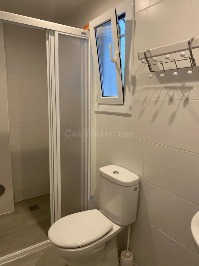 Piso situado en Figueres, zona Viviendas Sant Josep - foto 5