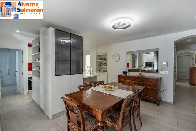 PISO COMPLETAMENTE REFORMADO EN CALLE RECOGIDAS — 12