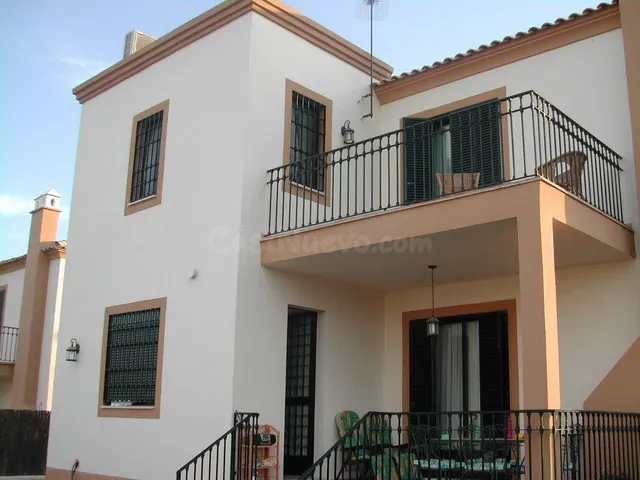 Espectacular chalet independiente en Burguillos con piscina,