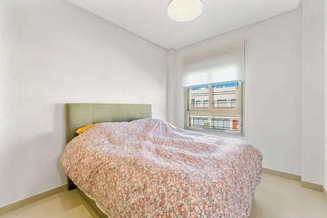 Ático con solárium privado de 47 m2 en Torre de la Horadada — 12