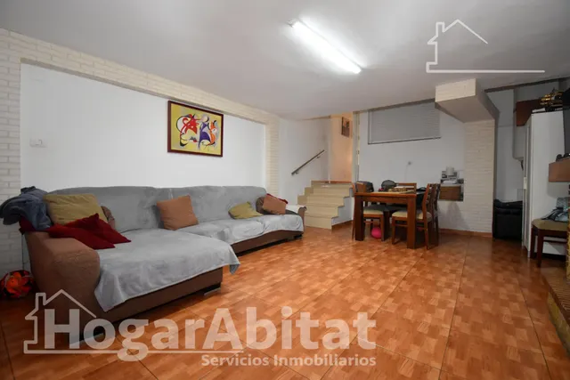 GRAN CASA CON TERRAZA TOTALMENTE REFORMADA — 36
