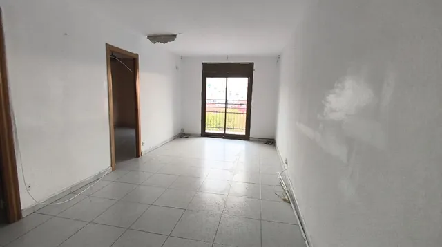 ¡Piso de 4 habitaciones con balcón y muchas posibilidades en Bellavista! — 15