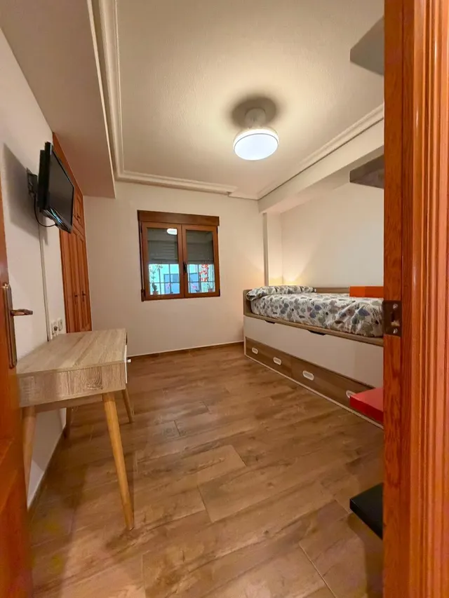 Alquiler Chalet con piscina en alquiler en Elche, zona Valverde. — 14