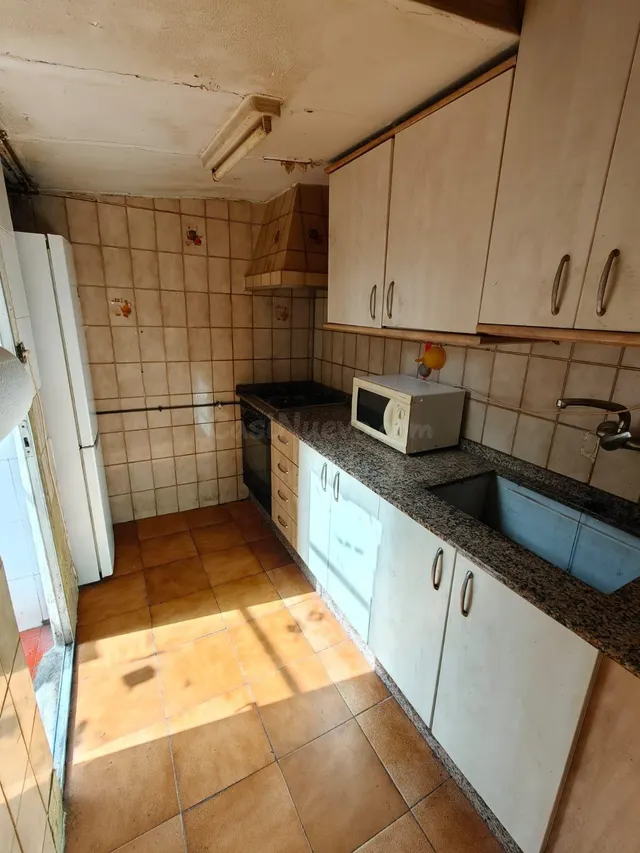 Piso en planta baja de 3 habitaciones con patio en Silla — 3