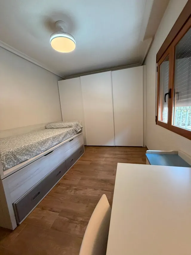 Alquiler Chalet con piscina en alquiler en Elche, zona Valverde. — 19