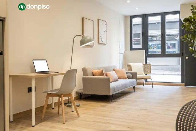 Amplia vivienda junto METRO Recogidas a estrenar! — 2