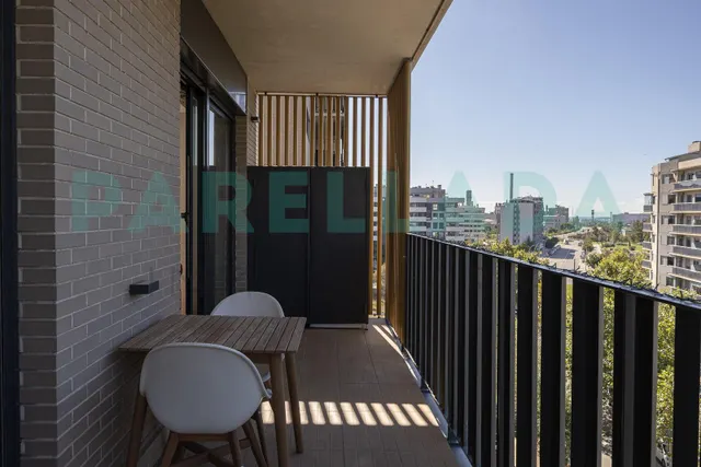 Precioso Ático de obra seminueva  con 2 plazas de aparcamiento y 2 trasteros incluidos — 35