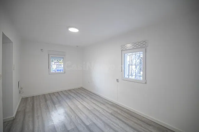 Piso amplio y luminoso en una de las zonas más demandadas de Granada (Plaza de Toros) — 5