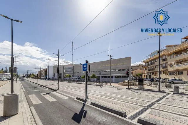 Amplia adosada en una de las mejores zonas de Churriana de la Vega — 46