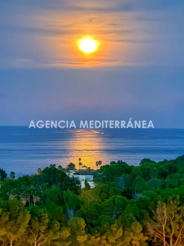 VIVIENDA CON ESPECTACULARES VISTAS AL MAR EN LAS ROTAS – DÉNIA — 46