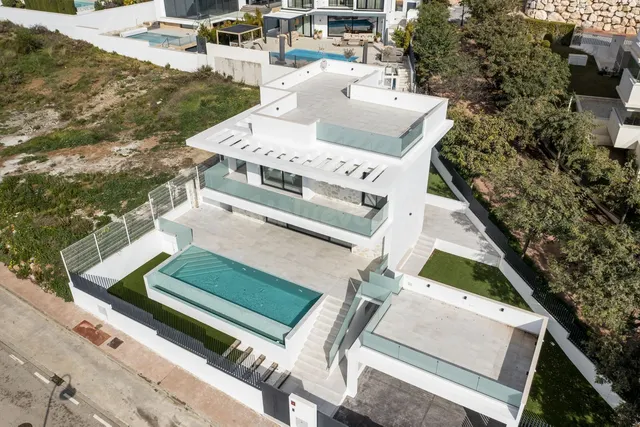 Chalet 6 habitaciones 325m² en venta - Riviera del sol - foto 2