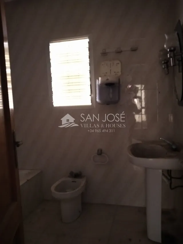 VENTA DE NAVE EN TORRELLANO — 27