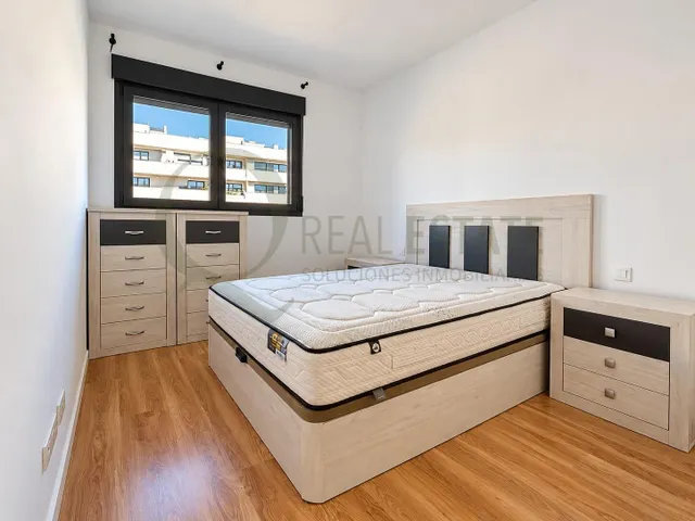 Exclusivo piso en alquiler de larga estancia en pau 5 – playa de san juan, Alicante | 3 dormitorios, piscina y urbanización privada — 9