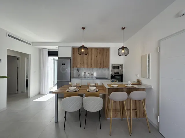 EXCLUSIVA VIVIENDA DE DISEÑO CONTEMPORÁNEO – CALIDAD, CONFOR - foto 5