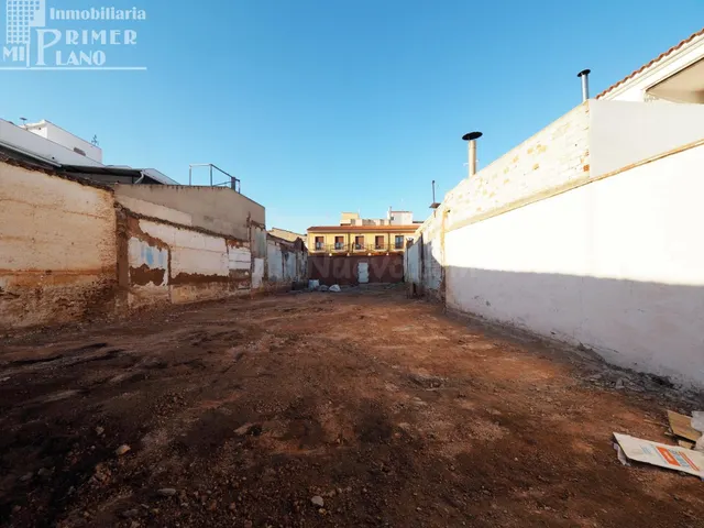 Oportunidad de Inversión en Terreno Urbano en Tomelloso - foto 5