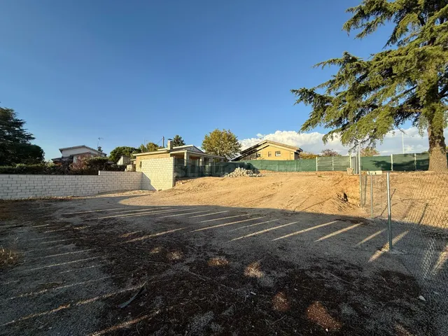 Terreno urbano 856m² en venta - Villanueva de la Cañada - foto 3