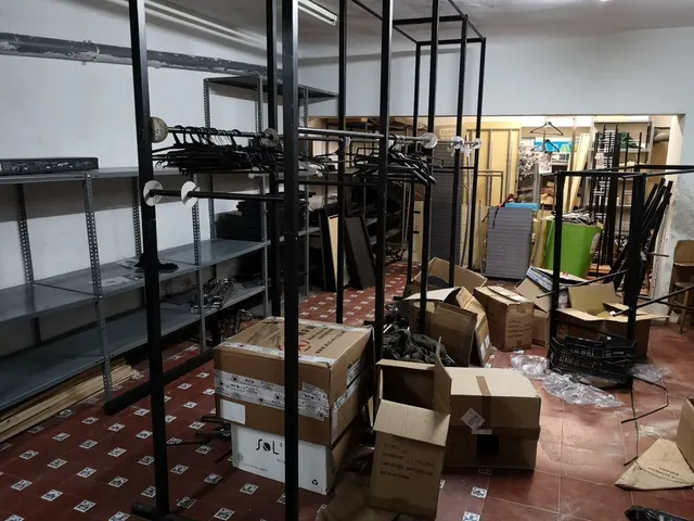 LOCAL PREPARADO DE 200 METROS AL LADO DE LOS CINES VAN DYCK — 8