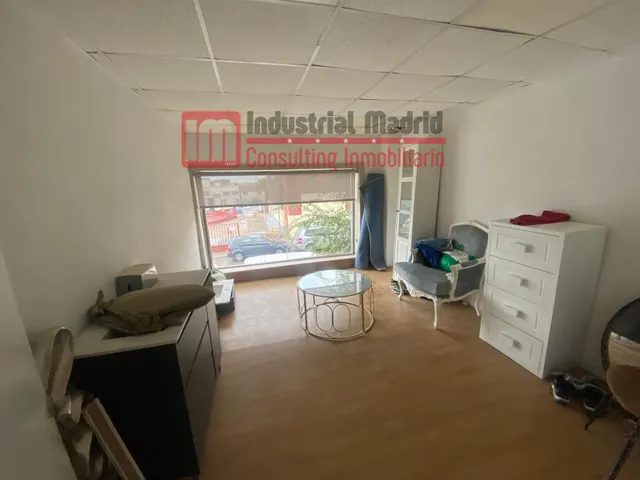 Nave industrial 887m² en venta - Zona Industrial — 15