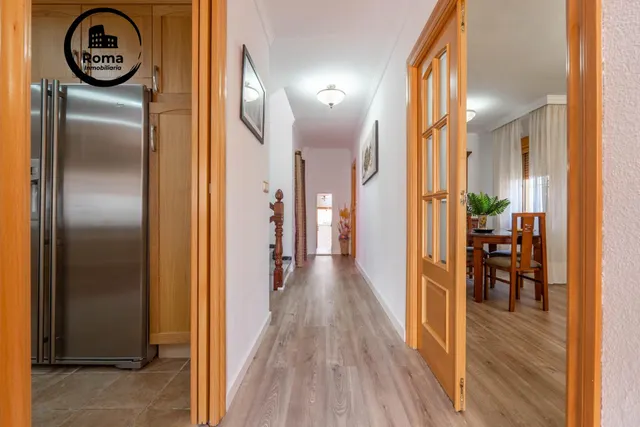 CHALET CON PISCINA Y JARDÍN A SOLO 10 MINUTOS DE GRANADA — 22