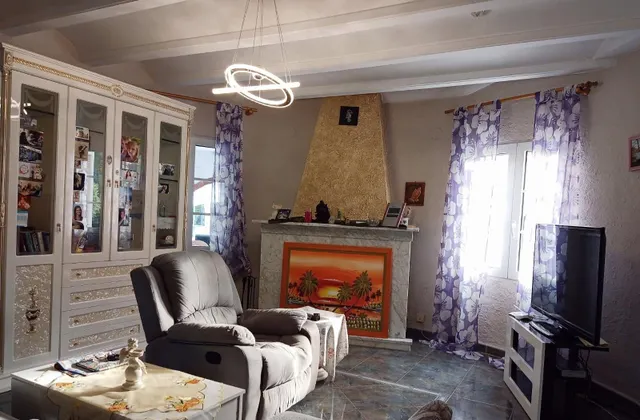 VCH95- CHALET  6 DORMITORIOS + 2.700m2 — 5