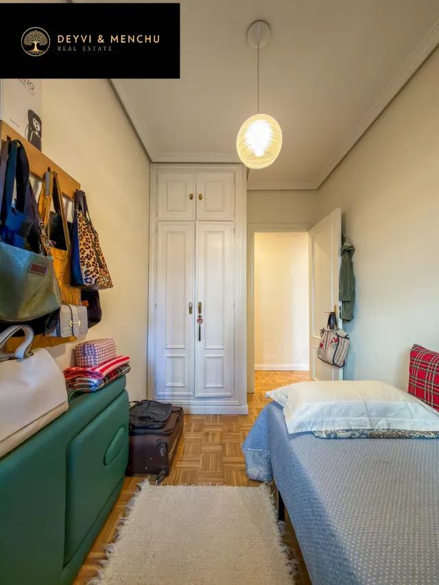 Piso exterior con terraza, 2 dormitorios y listo para entrar a vivir — 26