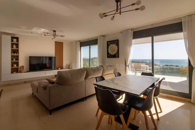Espectacular ático de 3 dormitorios con vistas al mar en Doñ - foto 4