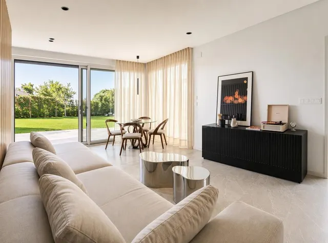 Oasis de Lujo en el Golf: Apartamentos con Gran Terraza y Vi - foto 4