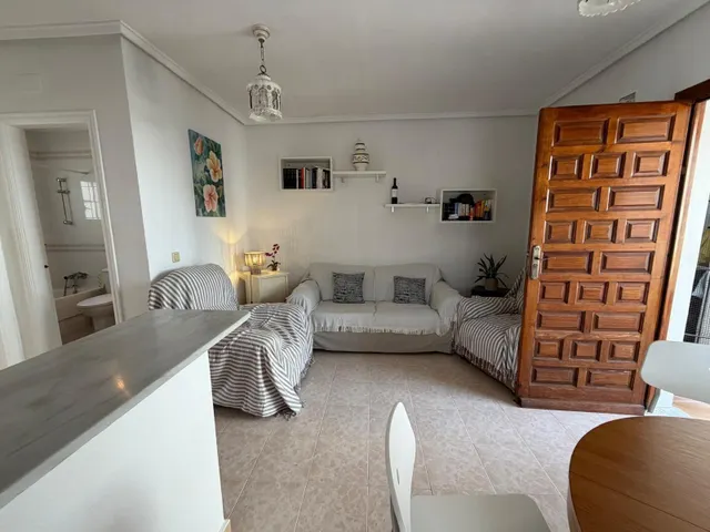 Fabulosa vivienda tipo duplex con entrada independiente y amplio jardin — 10