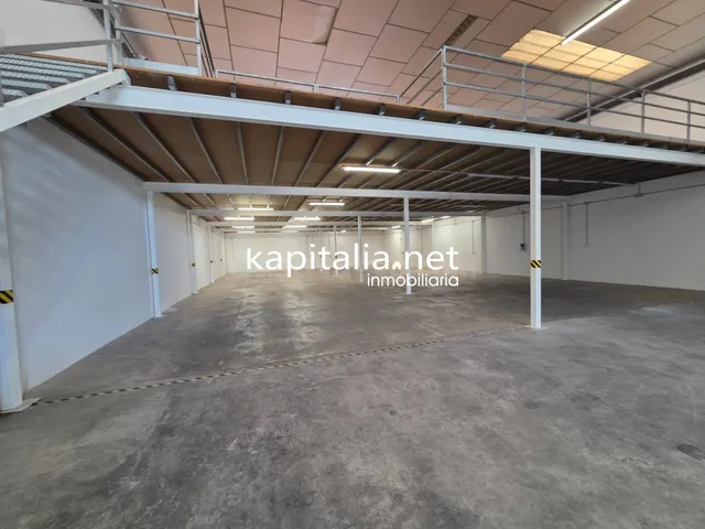 Nave Industrial en alquiler en Ontinyent - foto 3