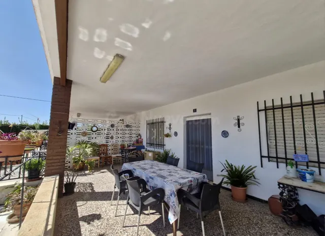 CASA CON TERRENO EN HONDON DE LAS NIEVES - foto 4