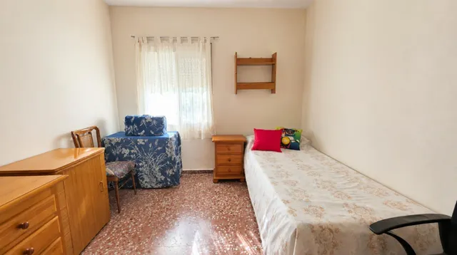 CASA DE CAMPO CERCA DEL CASCO URBANO, EN ONTINYENT — 10