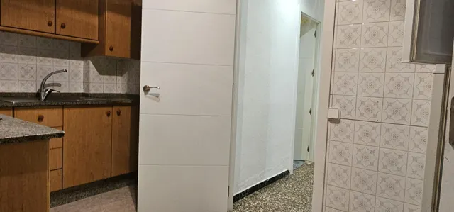Acogedor Piso en Venta en San Blas, Alicante por €159,000 — 17
