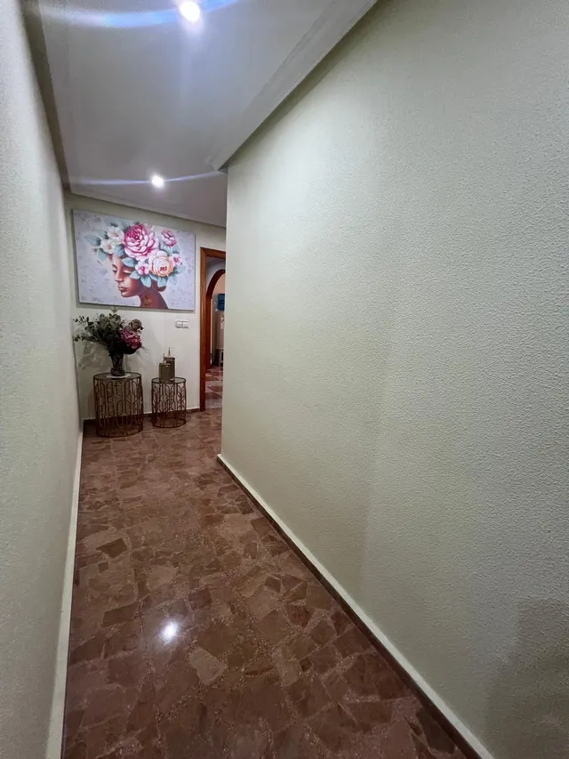 ¡Piso de 147 m2 con gran terraza, ascensor y 4 habitaciones! — 28