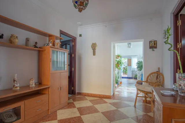 Casa independiente con jardín, patio y azotea en San Fernando — 6