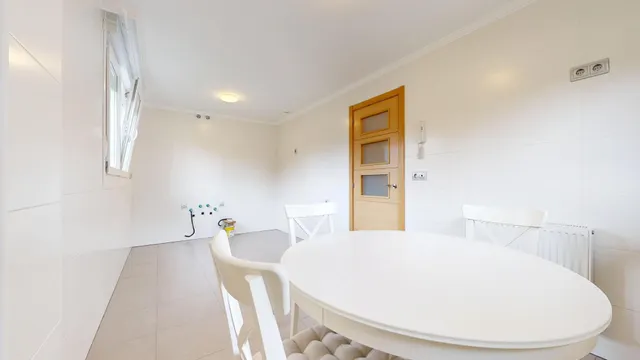 CHALET BIFAMILIAR A ESTRENAR EN VILLASANA DE MENA — 19