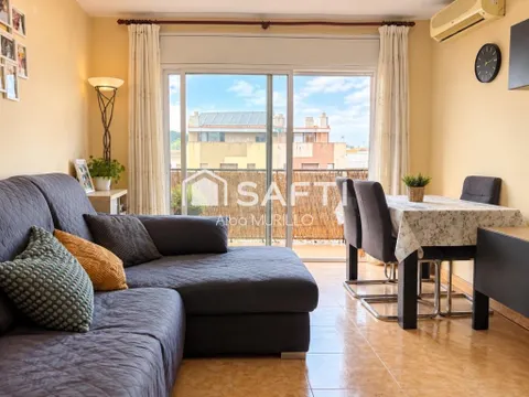 Piso con terraza y balcón en Les Roquetes, Sant Pere de Ribes