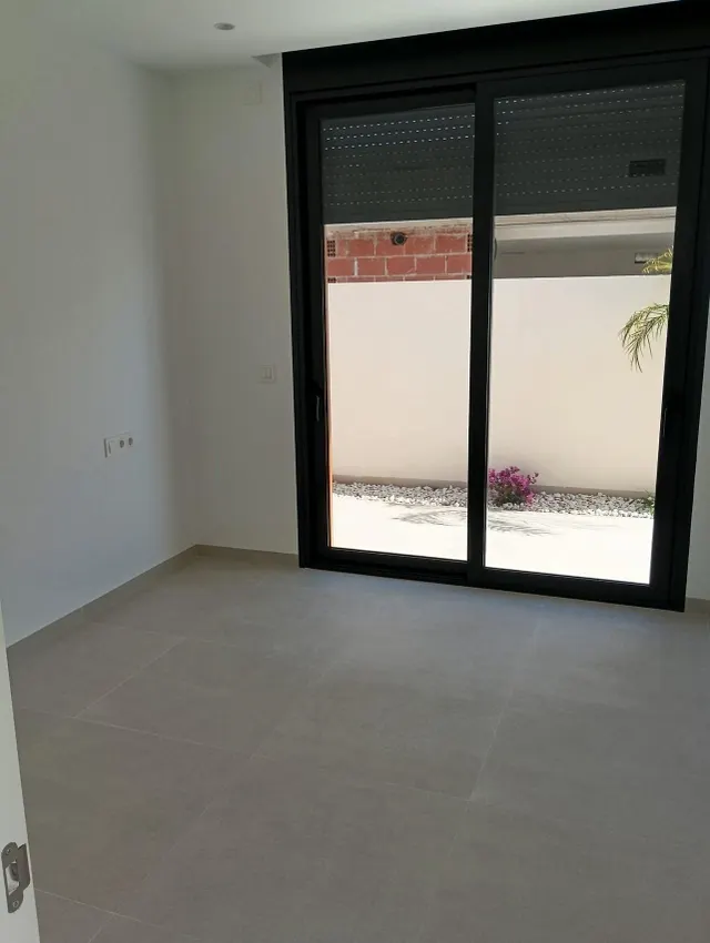 Villa de una sola planta con 3 dormitorios y piscina privada en el campo de golf(Pilar de la Horadada) — 49