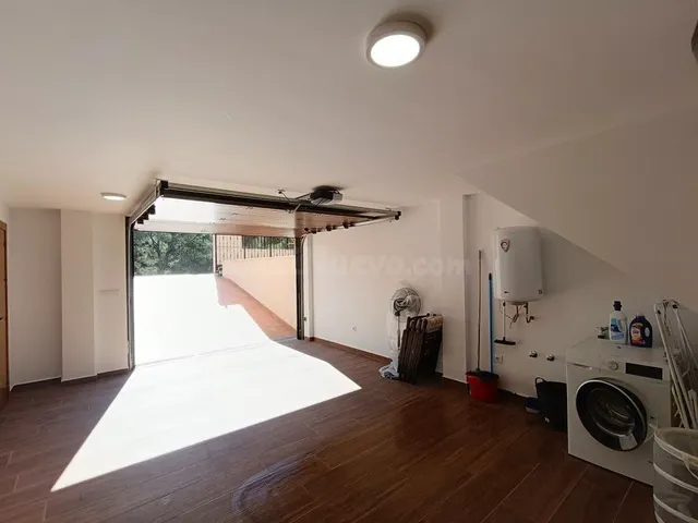 Villa 5 habitaciones 256m² en venta - Zona Pueblo — 18