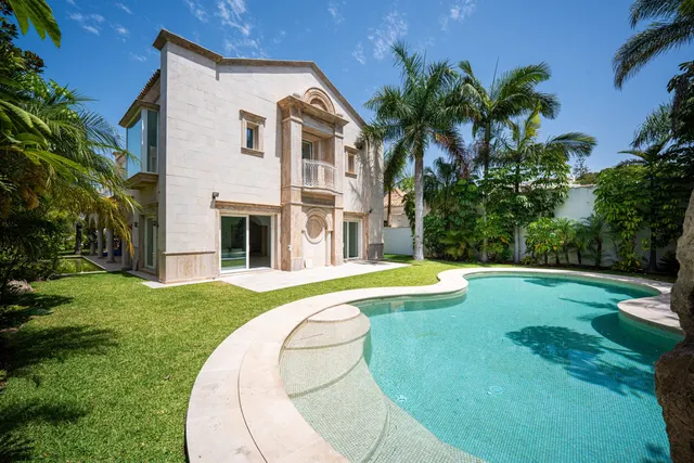 Chalet 4 habitaciones 654m² en venta - Marbella — 23