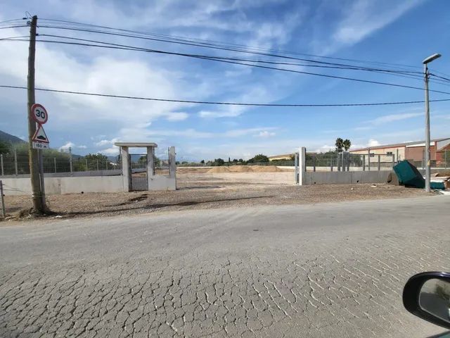 Parcela urbana para hacer un chalet en Los Ramos, Murcia.