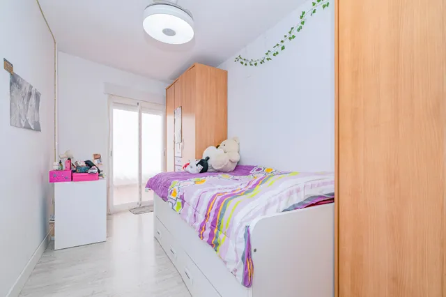 PISO CON PATIO Y COCHERA EN LA ZUBIA — 8