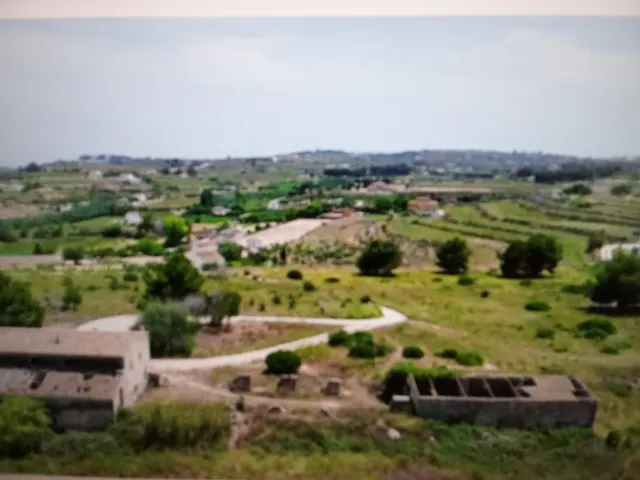Finca rústica con terreno y vistas abiertas — 5