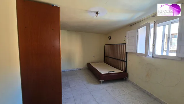 Casa en villarroya con terraza, trastero y vistas — 9