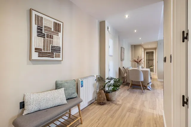 Piso reformado junto avenida cadiz — 28